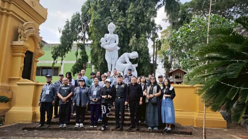 ดร.กัลยาณี ร่วม Armyland เปิดพื้นที่ค่ายทหาร เยี่ยมชมทหารพันธุ์ดี