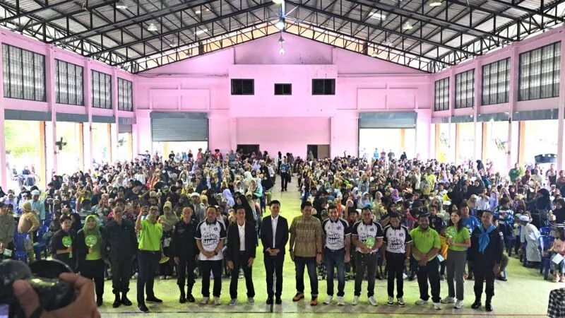 พลังศรัทธาสร้างสุข! “มายฟู้ดฯ – เฮ็ลธ์ฟู้ด” จับมือเทศบาลรือเสาะ จัด “แบ่งปันรักแบ่งปันสุขรอมฎอน ครั้งที่ 3”