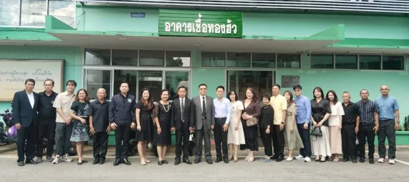 เชื้อทองฮัวคืนคุณแผ่นดินพังงา มอบงบบูรณะอาคาร 1.2 แสนบาท สานต่อภารกิจสาธารณสุข