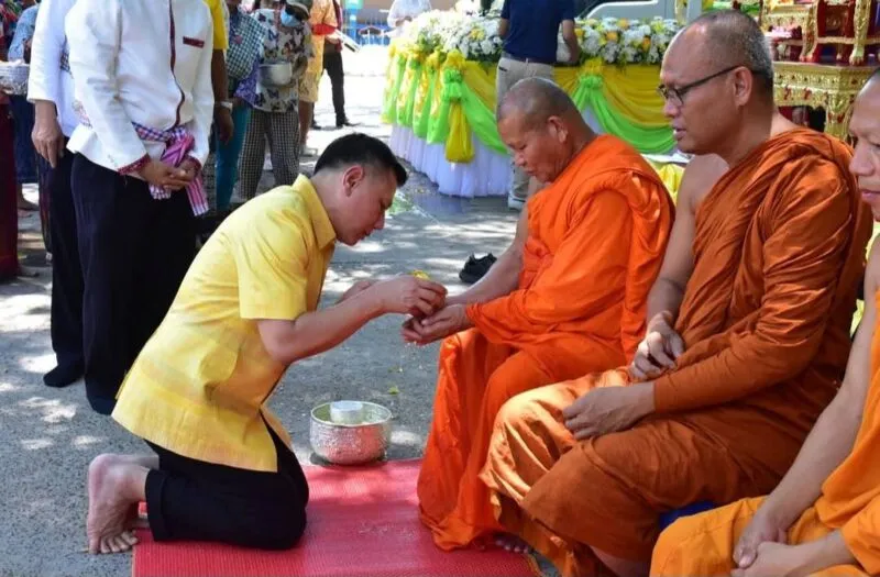 สรงน้ำหลวงพ่อพระพุทธสิงห์สอง เสริมสิริมงคลสืบสานประเพณีสงกรานต์ ประจำปี 2569