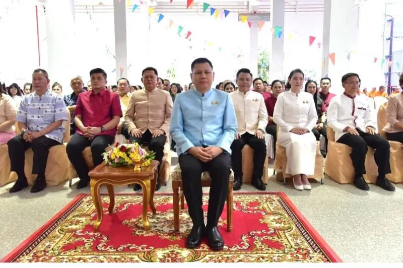 มุกดาหารจัดพิธีทำบุญตักบาตรเนื่องในวันสงกรานต์ 2569 เสริมสิริมงคลสืบสานประเพณีไทย