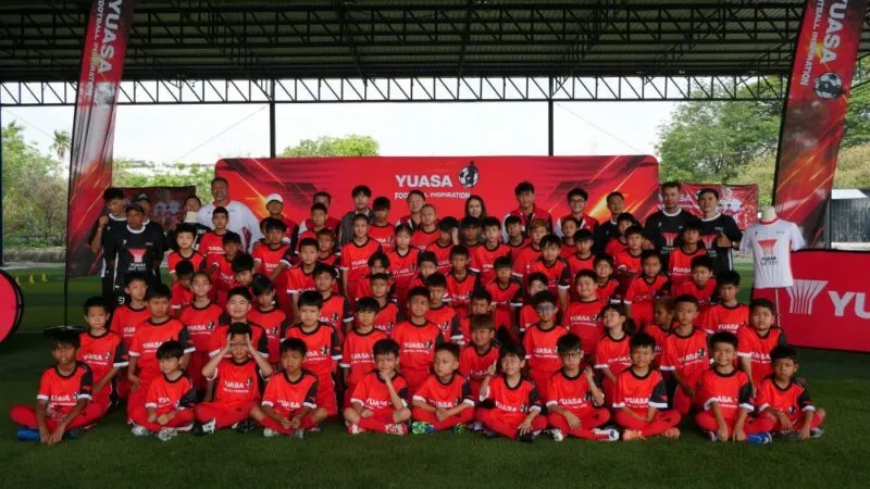 โค้ชโย่ง ดึง อนาวิน เปิดฟรีคลินิกฟุตบอล ยัวซ่า แบตเตอรี่