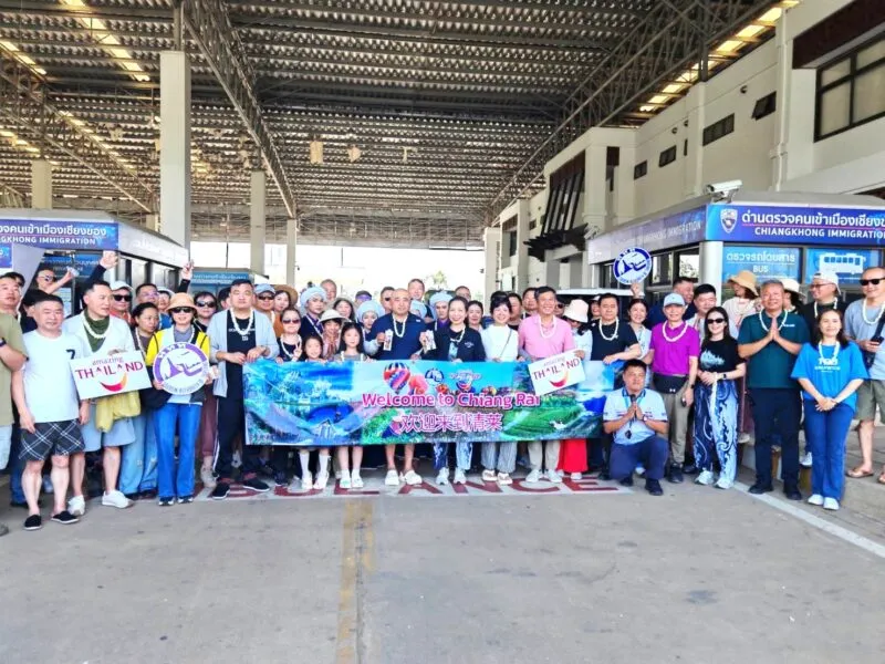 ททท.สนง.เชียงรายต้อนรับคาราวานรถยนต์ท่องเที่ยวนักธุรกิจจีน