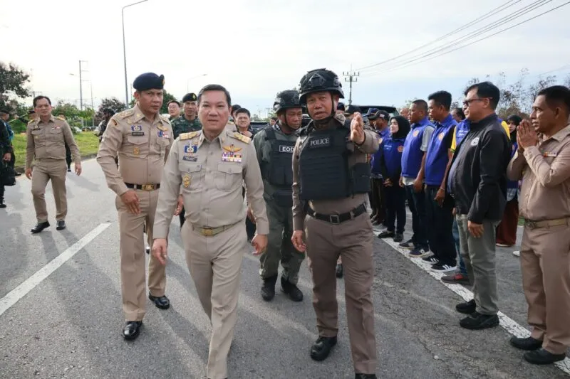 ปลัดมหาดไทย ลงพื้นที่นราธิวาส ติดตามเหตุระเบิด