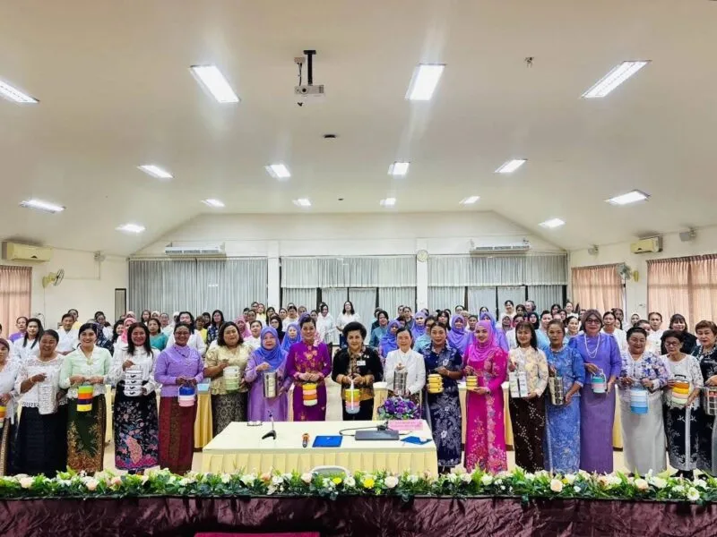 สว.ลงพื้นที่ติวเข้มผู้นำสตรีทับปุด บรรยายฮาครบทุกมิติ “ตาสว่าง” ได้ทั้งความรู้และแรงบันดาลใจ