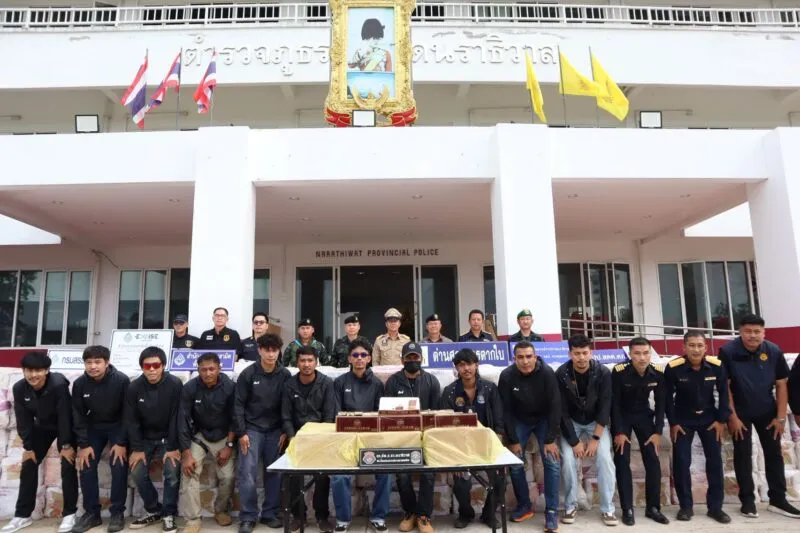 ตำรวจ-สรรพสามิต-ศุลกากร-ทหาร สนธิกำลังบุกทลายคลังสินค้าหนีภาษีรายใหญ่ชายแดนใต้