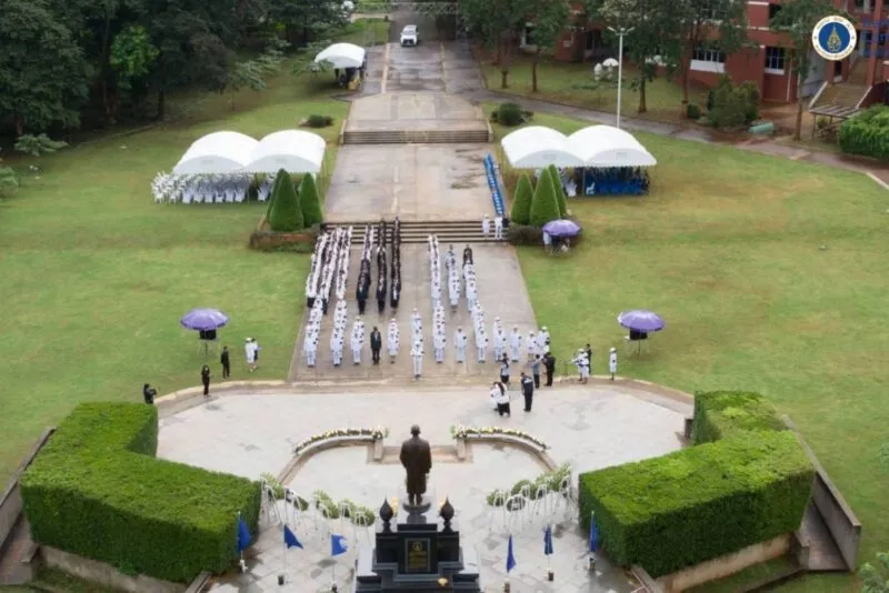ม.มหิดล วิทยาเขตกาญจนบุรี จัดพิธีวางพวงมาลาถวายราชสักการะพระราชานุสาวรีย์สมเด็จพระมหิตลาธิเบศรฯ