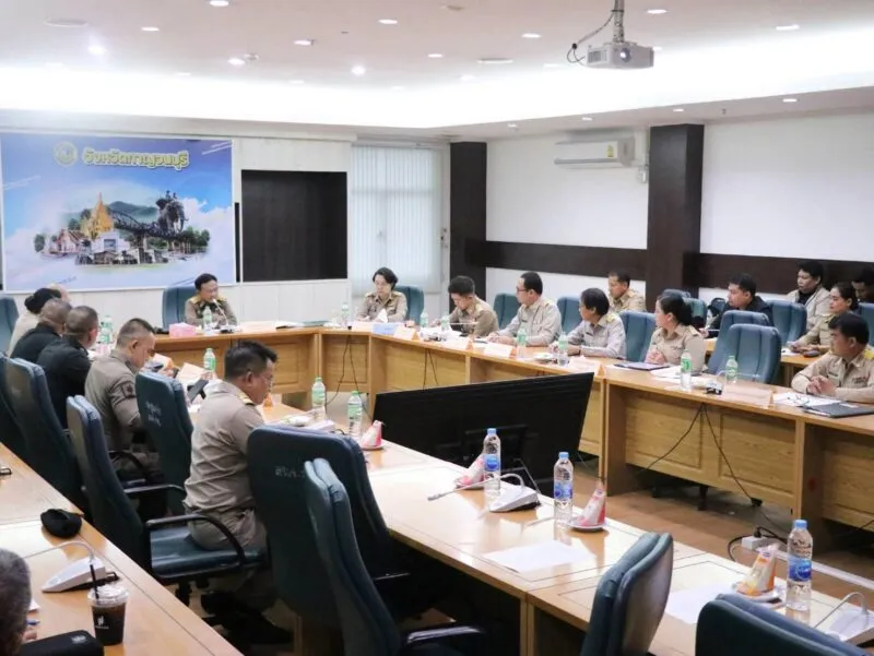 องคมนตรี ประชุมติดตามความคืบหน้าการดำเนินงานโครงการฯ ภายใต้มูลนิธิภูบดินทร์ ในพระบรมราชูปถัมภ์