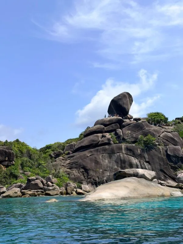 ผู้ว่าฯ ลงพื้นที่ตรวจเยี่ยมหมู่เกาะสิมิลัน หลังเปิดฤดูกาลท่องเที่ยว กำชับดูแลความปลอดภัย