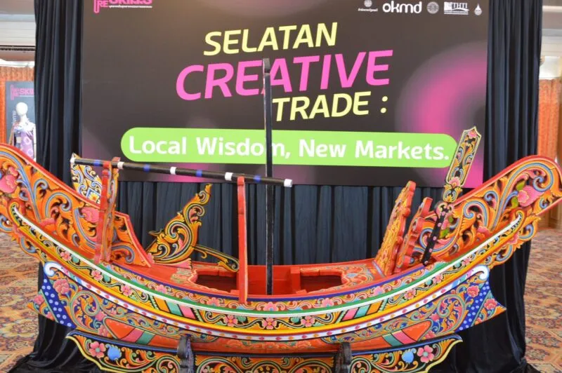 ม.นราธิวาสฯ เปิดเวที SELATAN CREATIVE TRADE พลิก “ทุนวัฒนธรรมชายแดนใต้” สู่สินค้าแห่งอนาคต โชว์ 60 ผลงานสร้างสรรค์